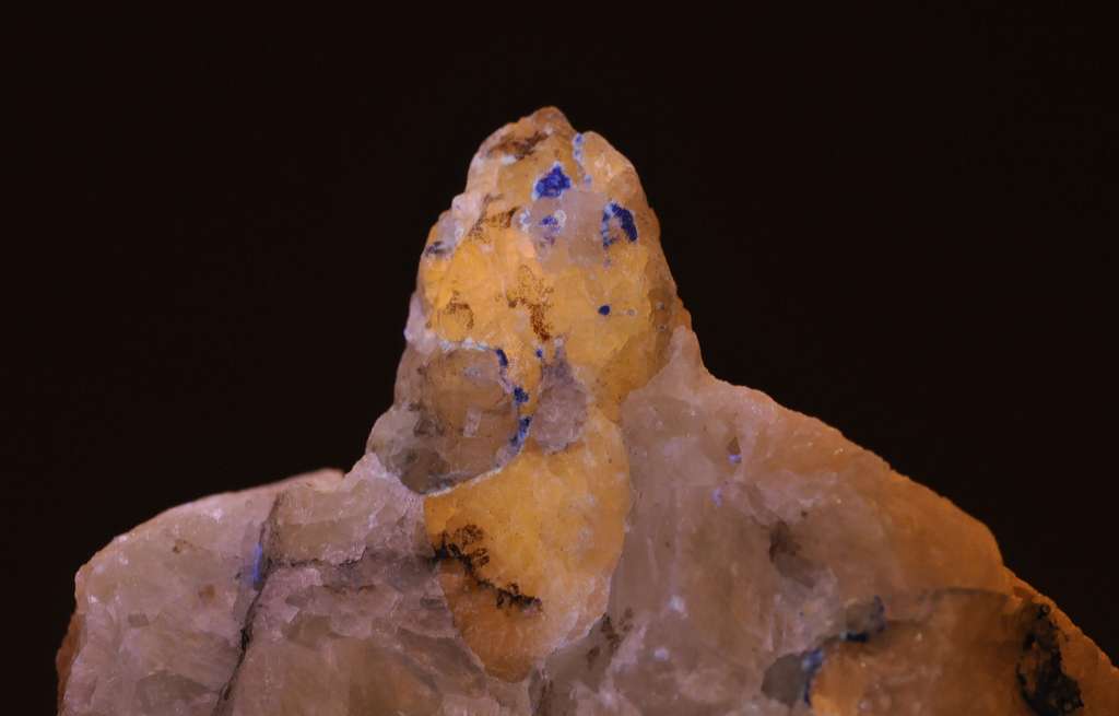 afghanite uvl