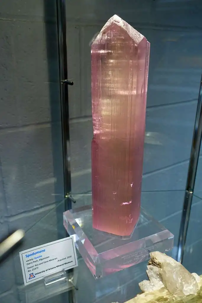 kunzite spodumene