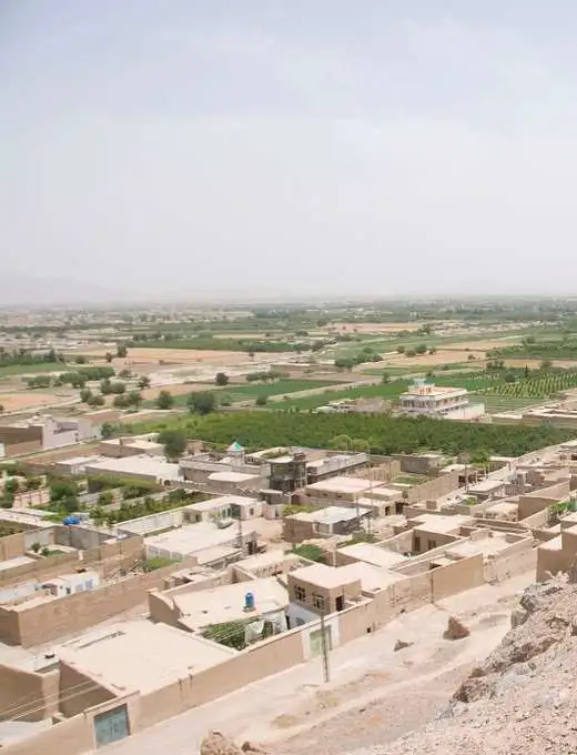 overlooking kandahar city 4666407998 156552